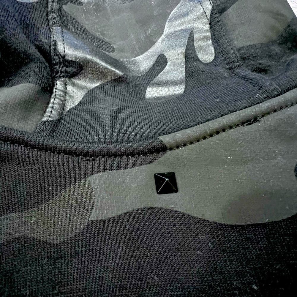 Valentino Rockstud Zip up Hoodie Sweatshirt MENS - Picture 10 of 10